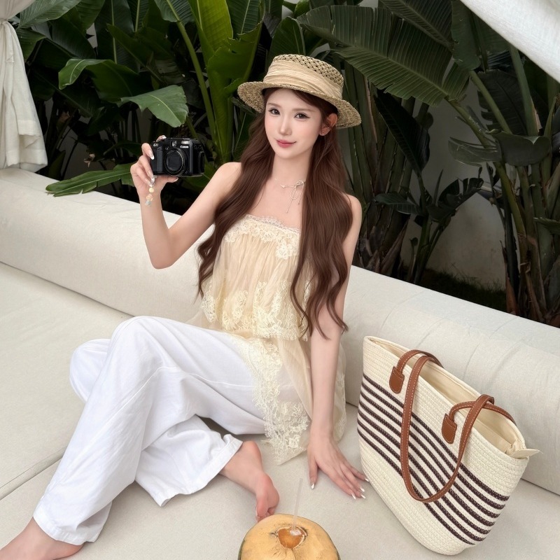 Sexy Lace Camisole Tank Top Women Summer 2026 French Retro