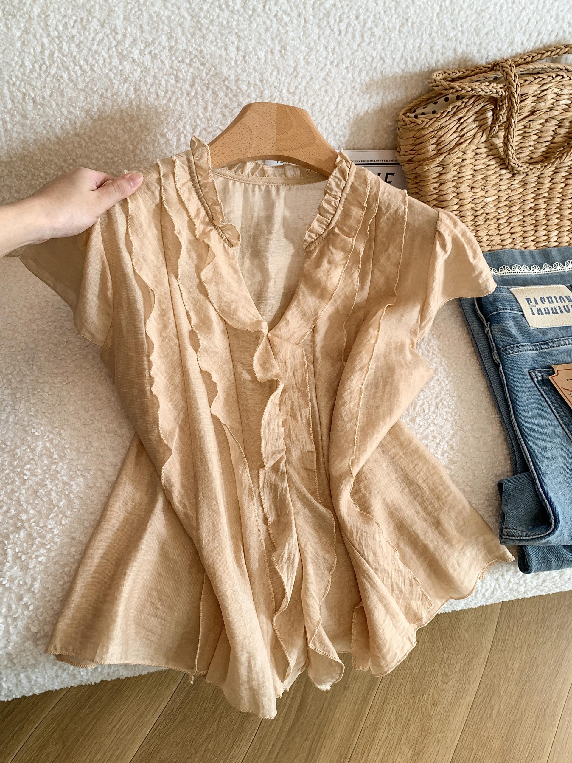 Women's Summer Loose Fit Ruffle Trim Top - Solid Color Short Sleeve Pullover
